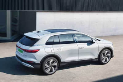 “石头”昌敬的飞驰人生,