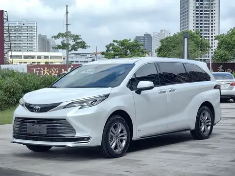 28.5万落地的四驱混动MPV，我是不是捡到宝了？