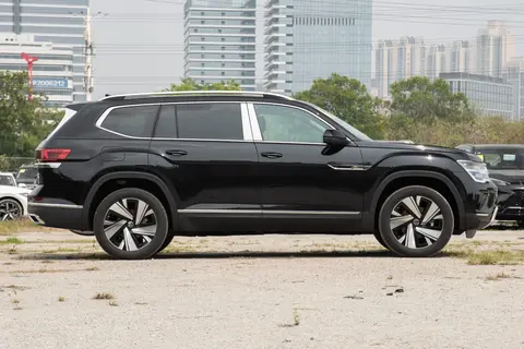 豪华车也翻车？奔驰雷克萨斯也中枪！盘点10款“小马拉大车”车型