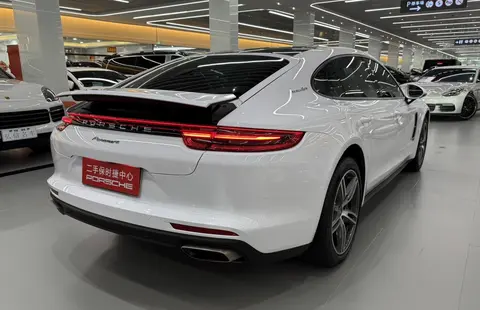 一手保时捷Panamera：2019款加长版，65.8万，2.9T加速5.8秒